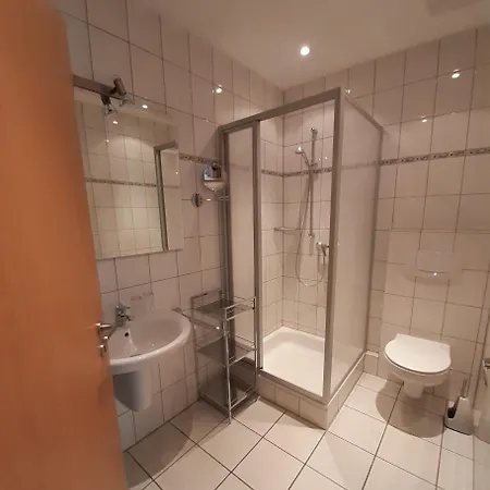 Апартаменты App 4 Pers 2 Schlafzimmer Mit Eigenen Badezimmer 2 Balkonen Alle Mit Moselblick *