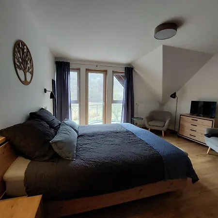 App 4 Pers 2 Schlafzimmer Mit Eigenen Badezimmer 2 Balkonen Alle Mit Moselblick